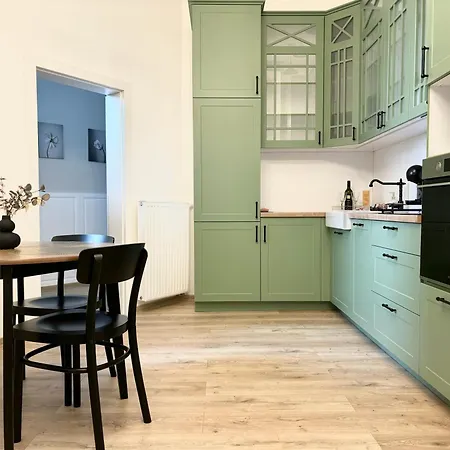 Tost Palace - Centrum With Private Parking *